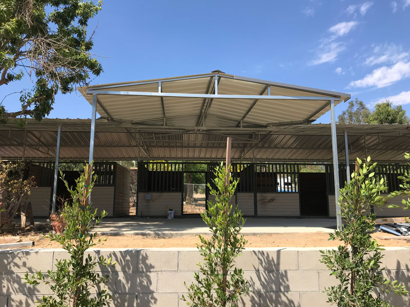 Large livestock covered enclosure 